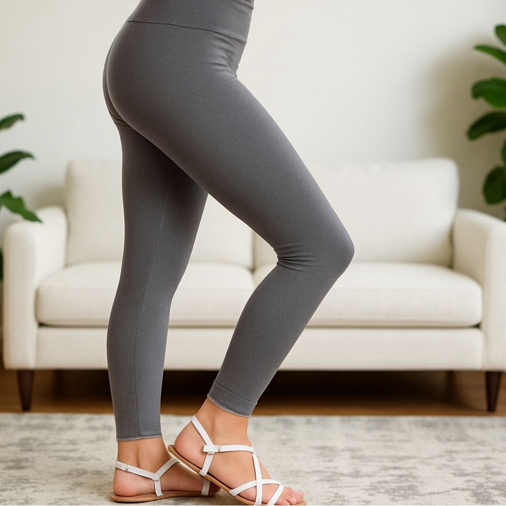 OS/TC/TC2 NEW Gray Leggings Signature Luxury Soft Yoga Pants for Women